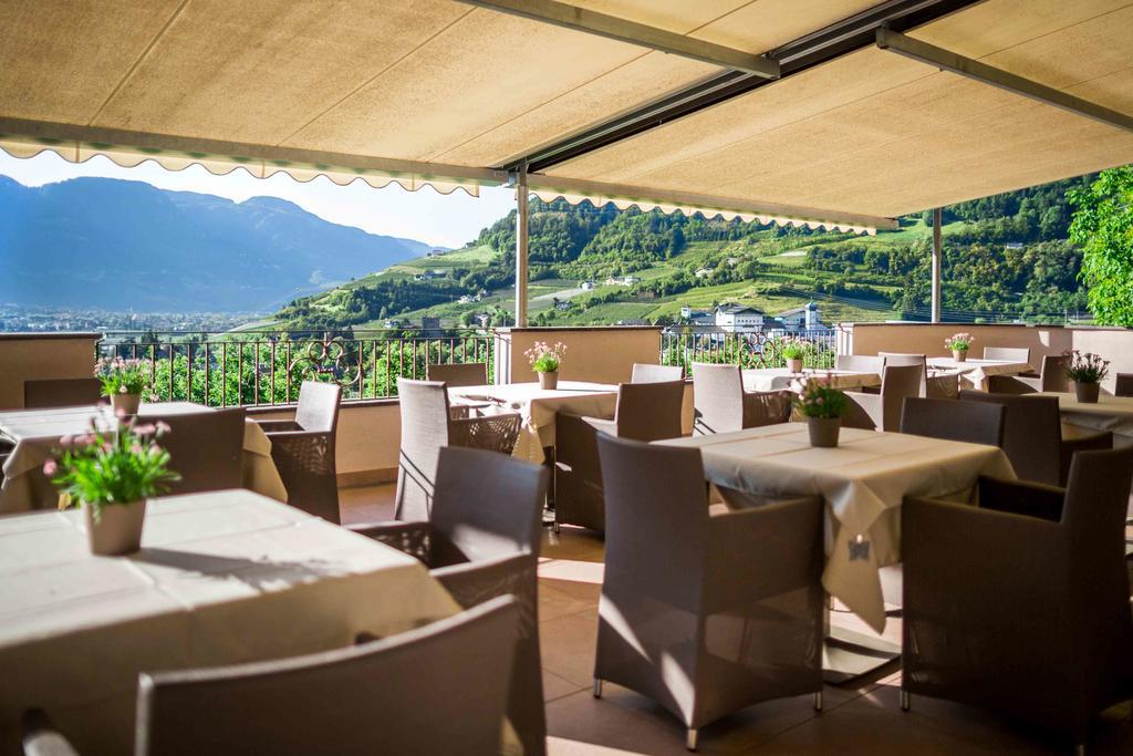 Pension An Der Linde Lagundo Exterior photo